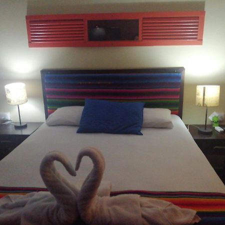 Hotel Antiguo Antiguo Cuscatlan Екстер'єр фото