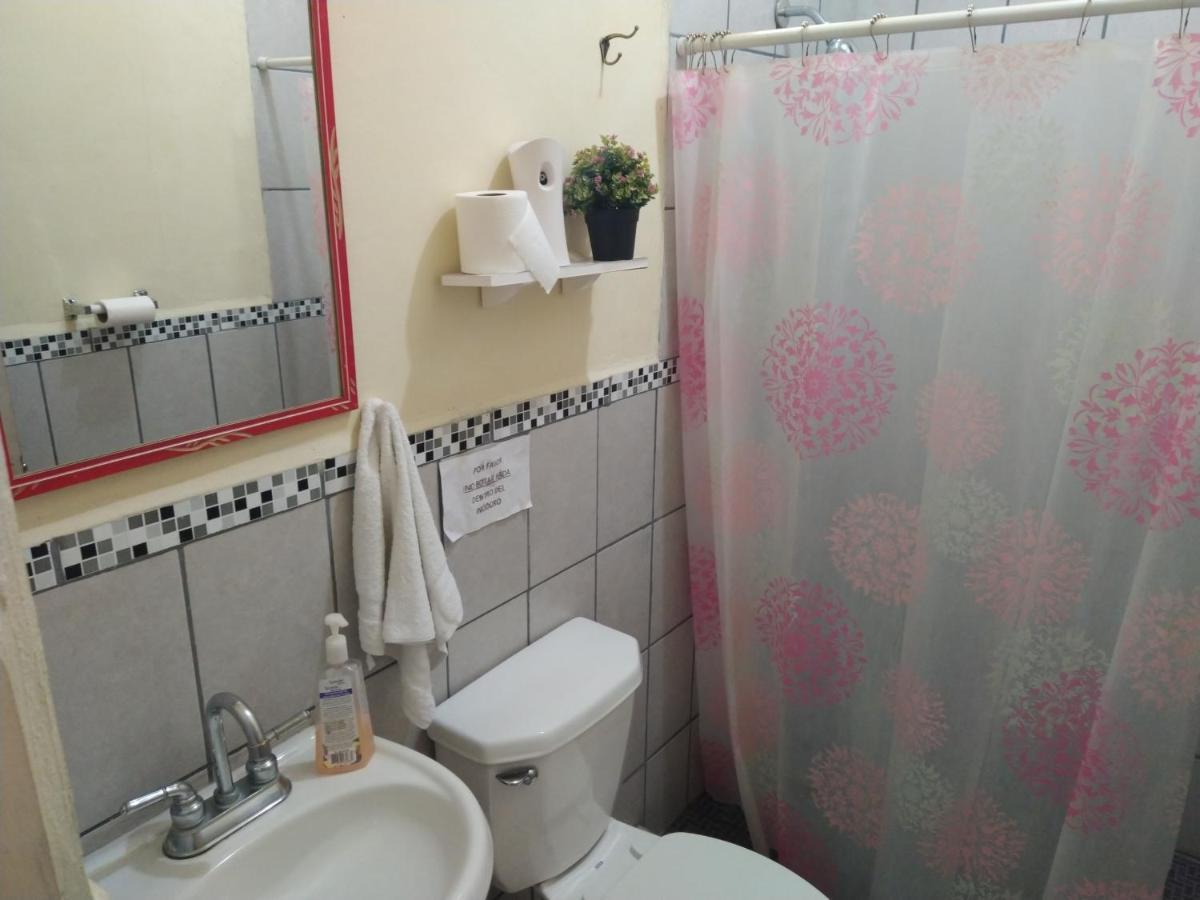 Hotel Antiguo Antiguo Cuscatlan Екстер'єр фото