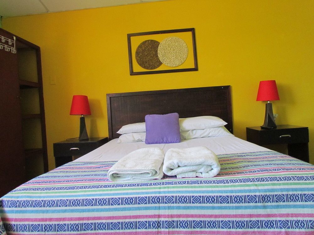 Hotel Antiguo Antiguo Cuscatlan Екстер'єр фото